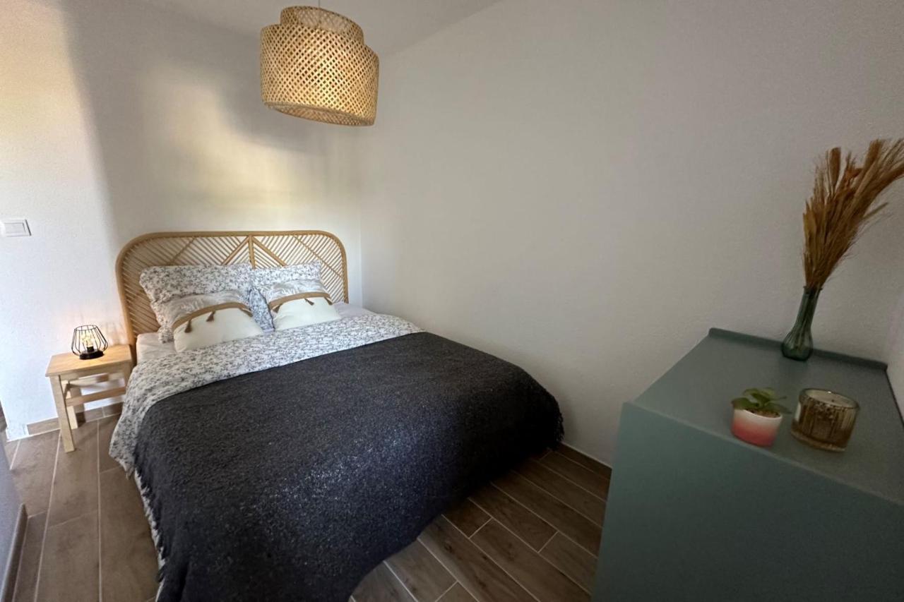 Very Cosy Apartment At 200 M From The Beaches لا لوند-ليه-مور المظهر الخارجي الصورة