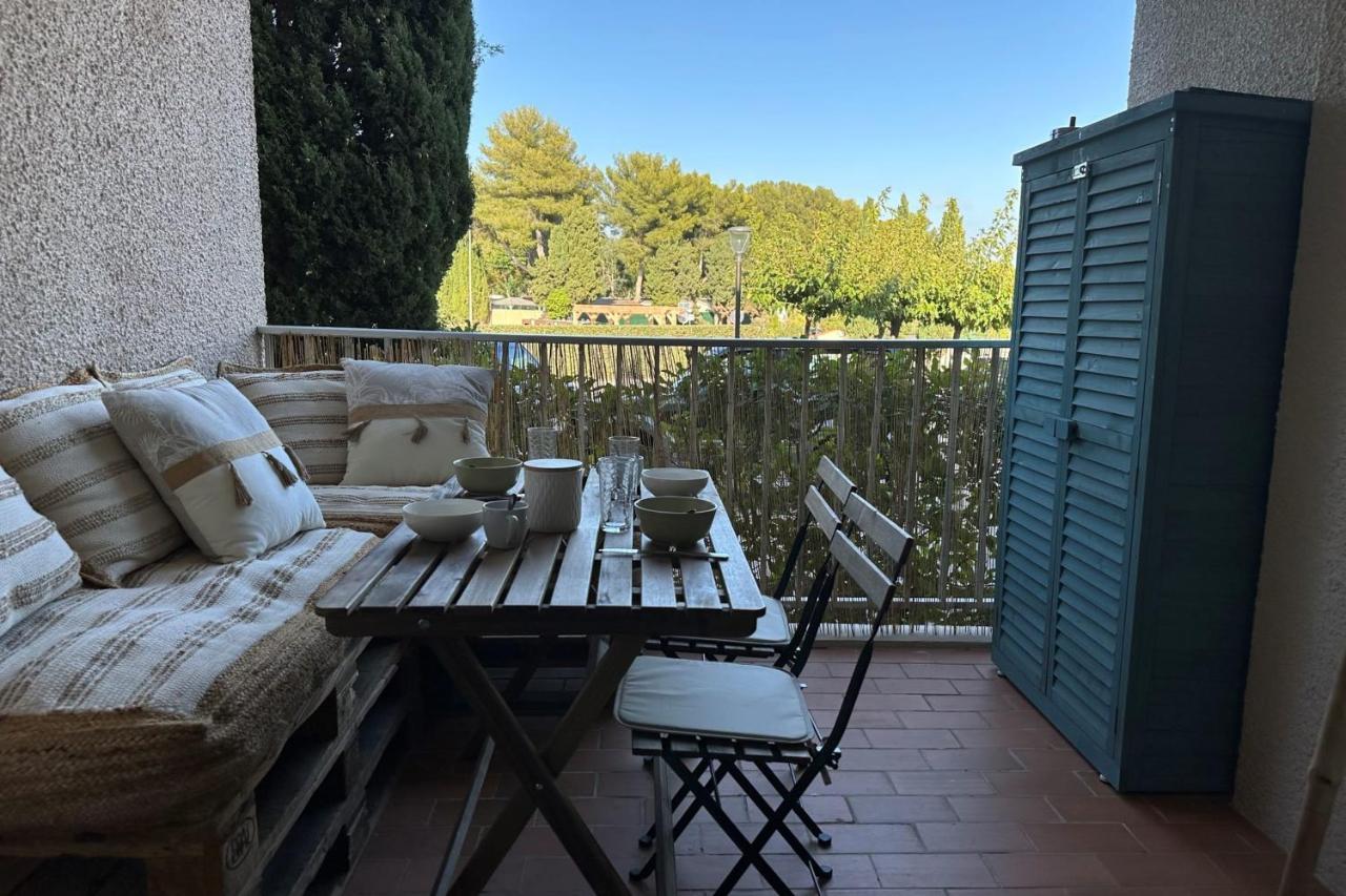 Very Cosy Apartment At 200 M From The Beaches لا لوند-ليه-مور المظهر الخارجي الصورة