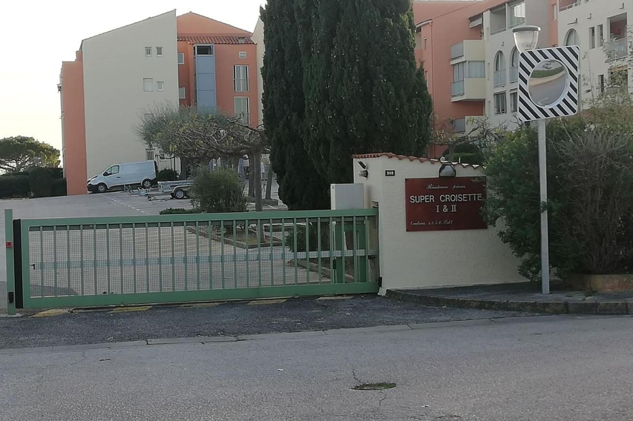Very Cosy Apartment At 200 M From The Beaches لا لوند-ليه-مور المظهر الخارجي الصورة