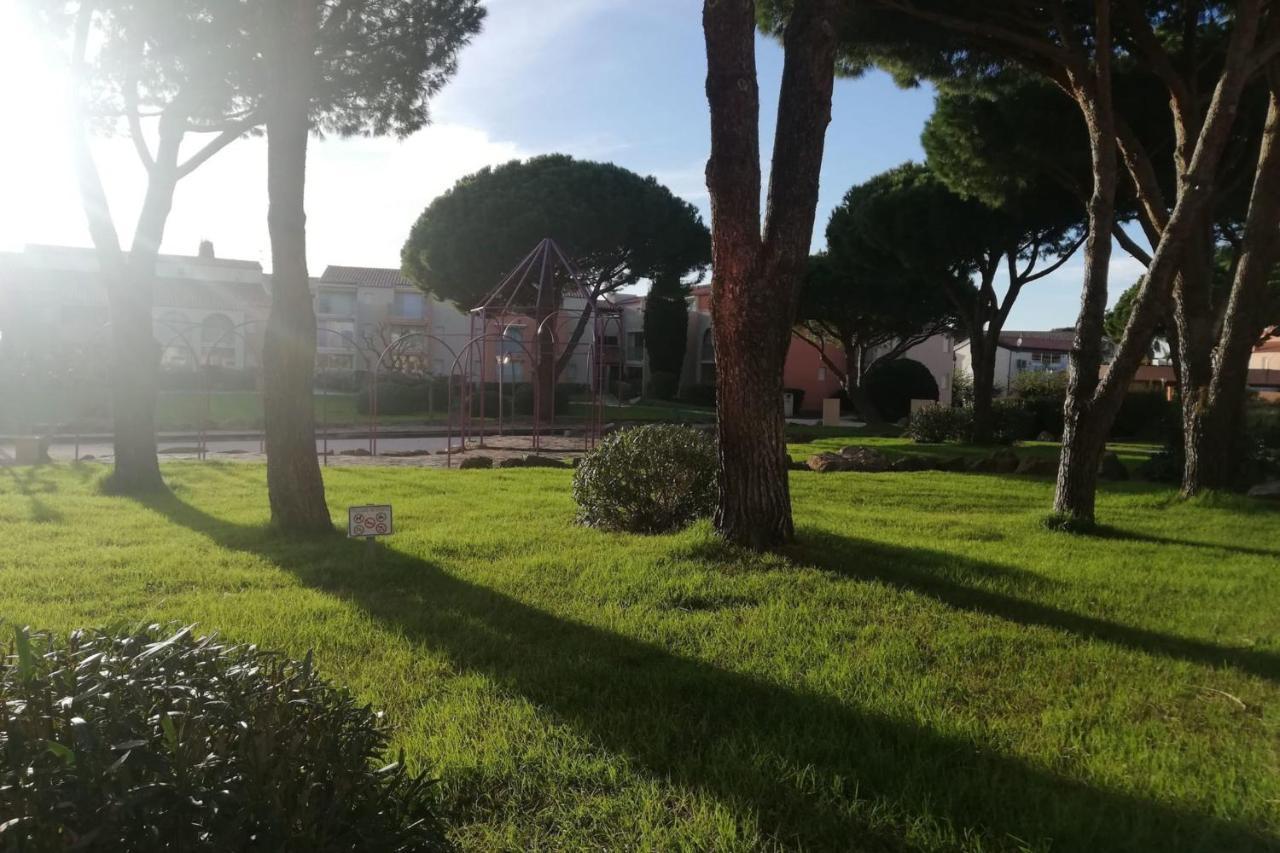 Very Cosy Apartment At 200 M From The Beaches لا لوند-ليه-مور المظهر الخارجي الصورة